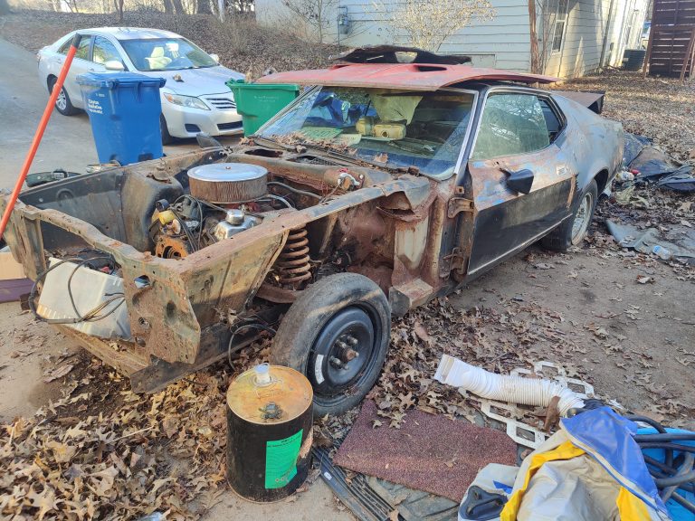 Ford Mustang Mach 1 Scheunenfund mit Original-Motor